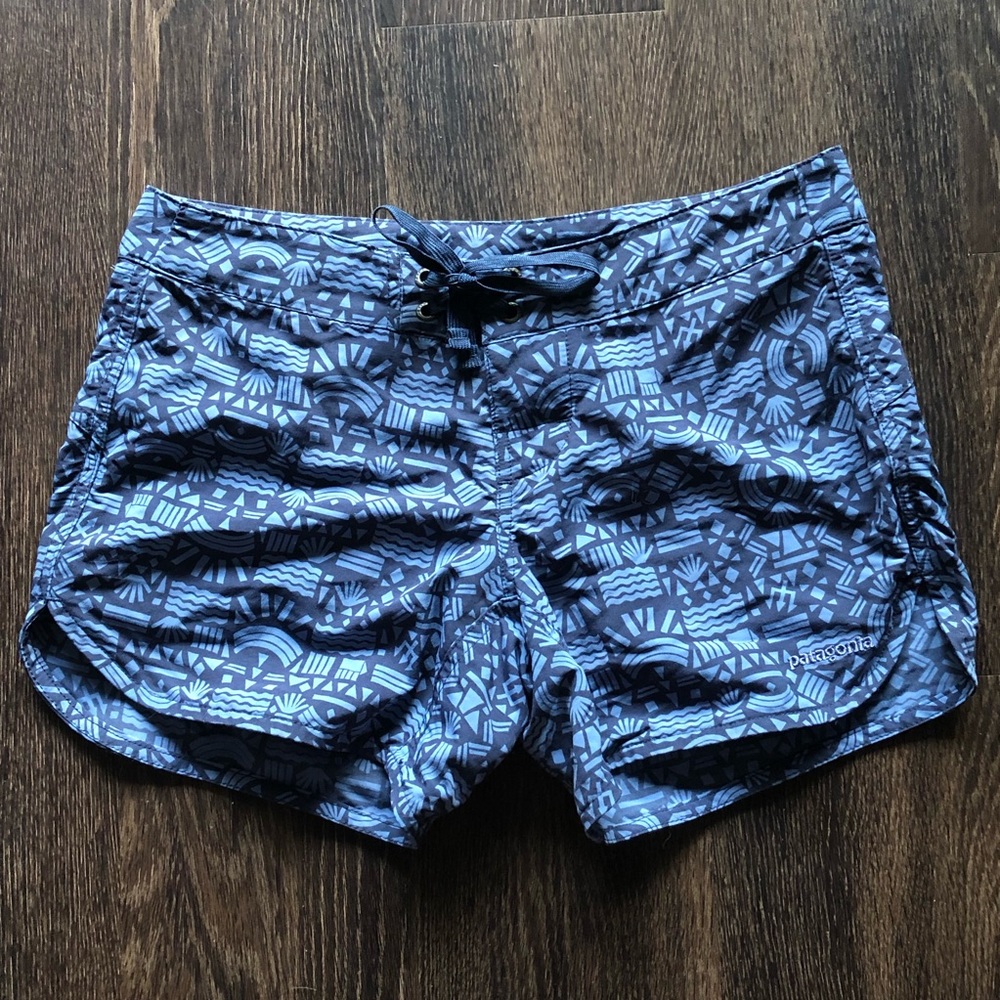 Patagonia Women's Wavefarer® Boardshorts - 5"